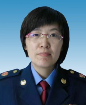 何明俊